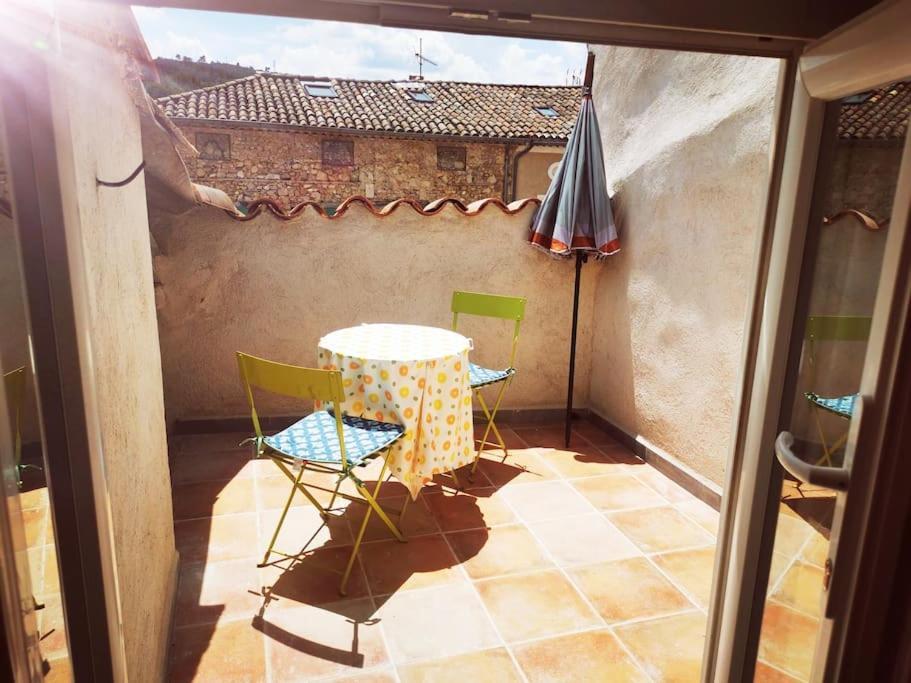 Appartement Avec Terrasse Saint-Martin-de-Brômes المظهر الخارجي الصورة