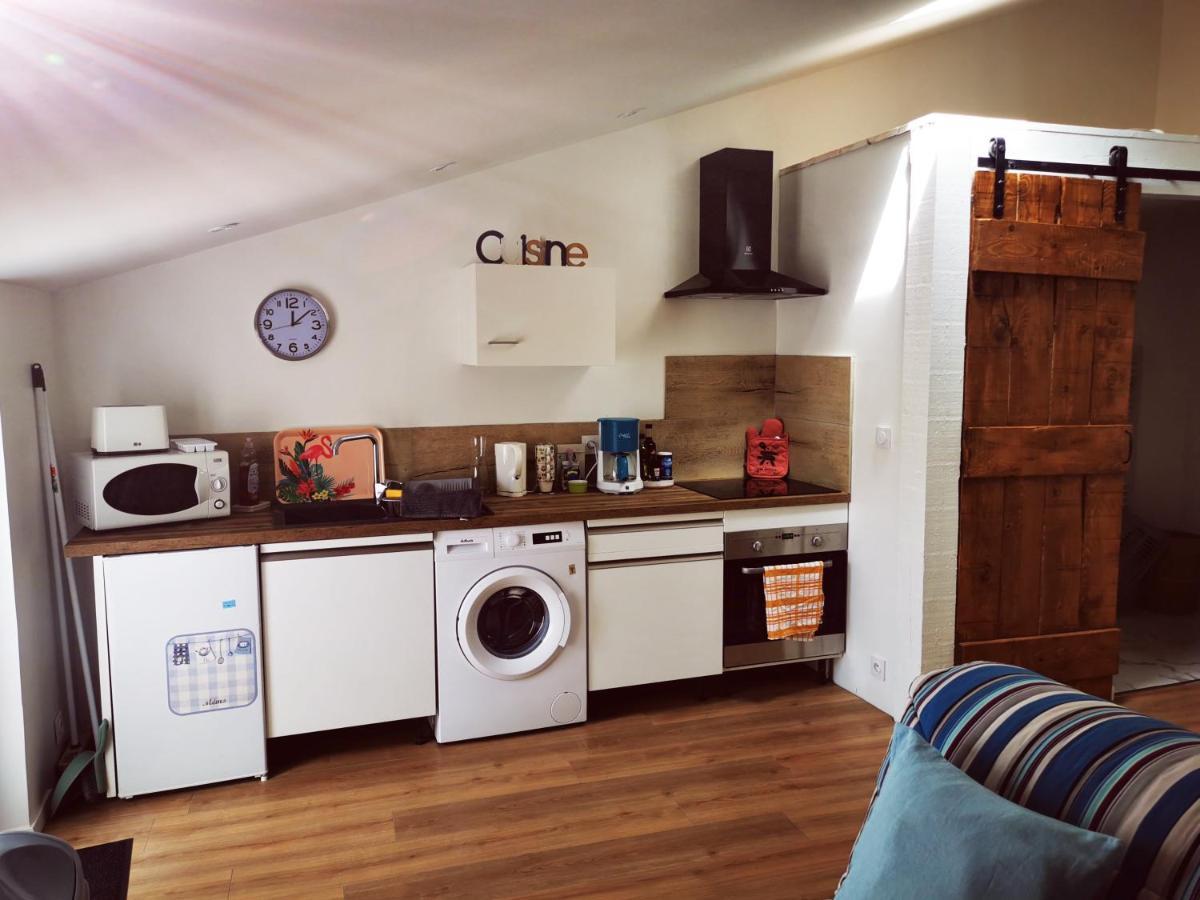 Appartement Avec Terrasse Saint-Martin-de-Brômes المظهر الخارجي الصورة